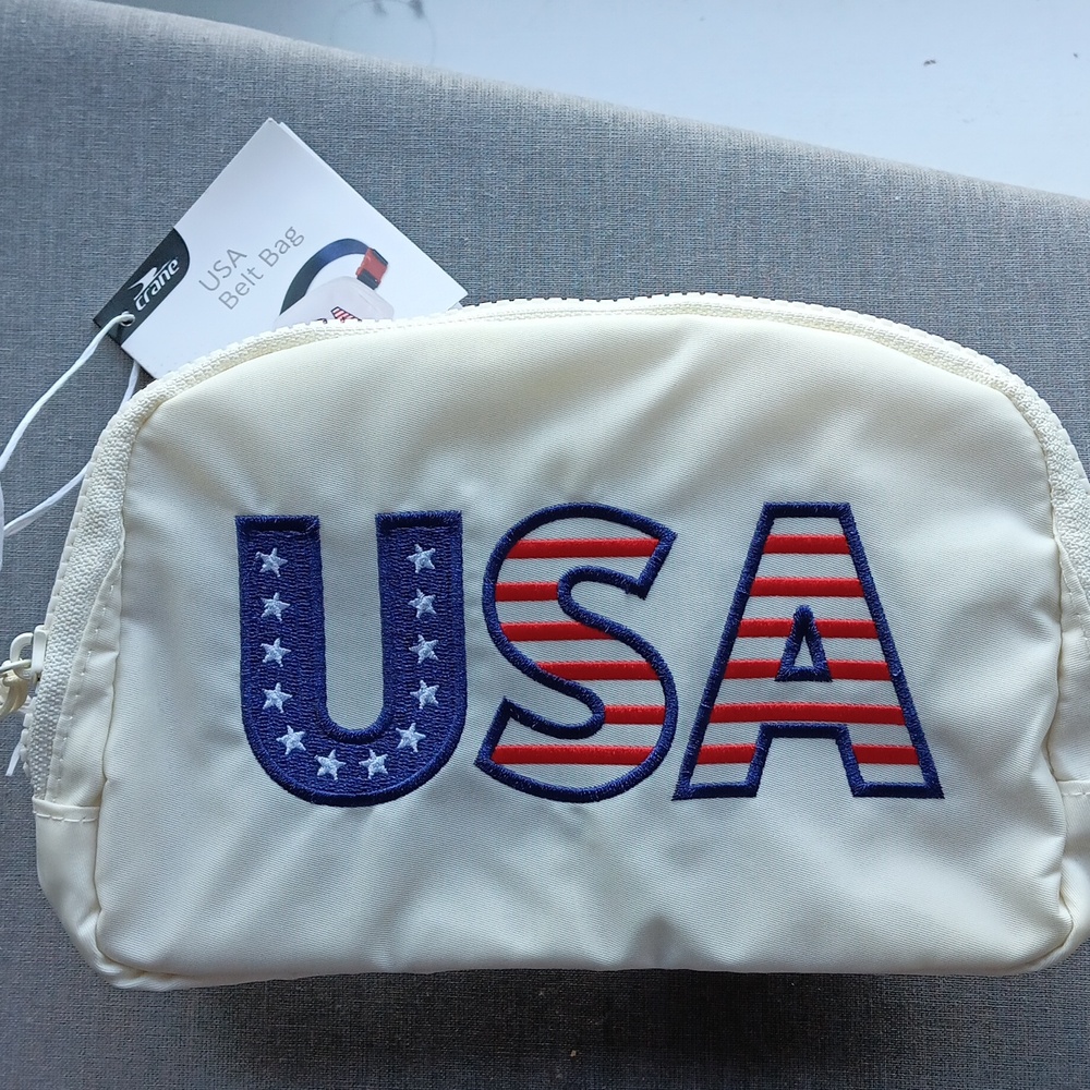 USA Themed White Pouch